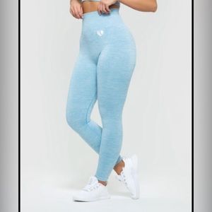 BNWT - Women’s Best seamless leggings - L